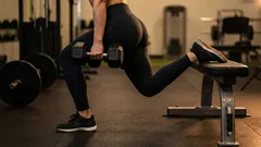 Hoe je Bulgarian split squats correct uitvoert: techniek, veelgemaakte fouten en tips